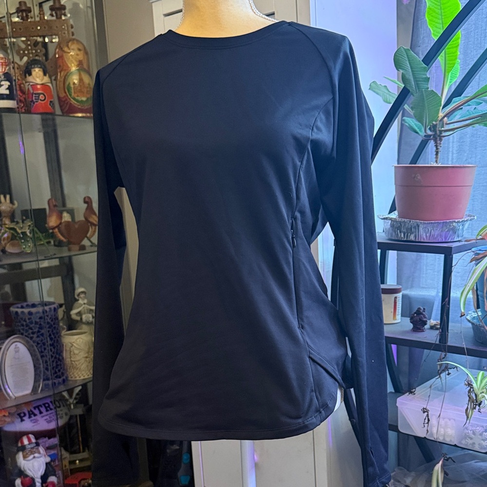 Baleaf Women's Black Long Sleeve Top